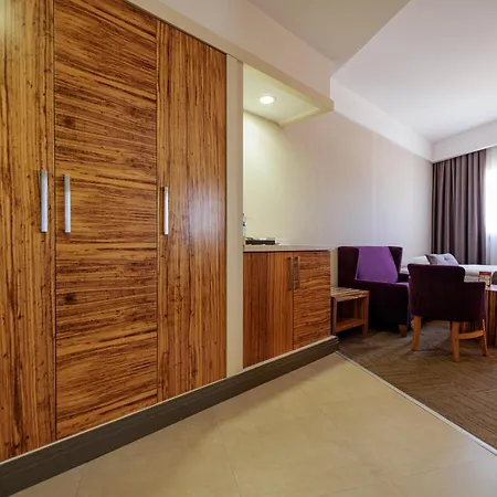 Ramada By Wyndham Cappadocia فندق 5*