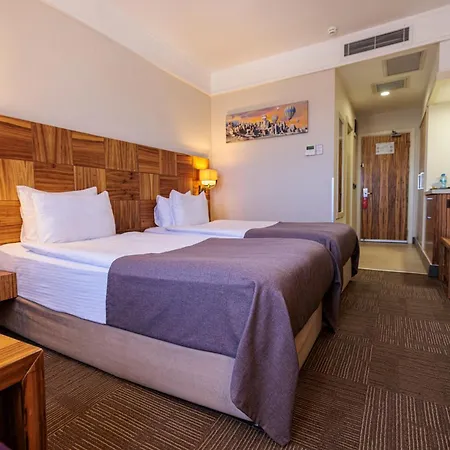 Ramada By Wyndham Cappadocia فندق 5*