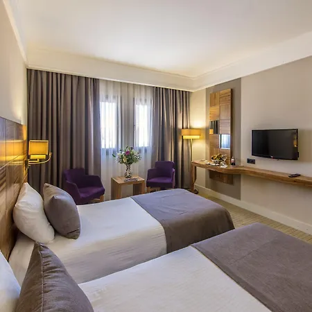 Ramada By Wyndham Cappadocia فندق