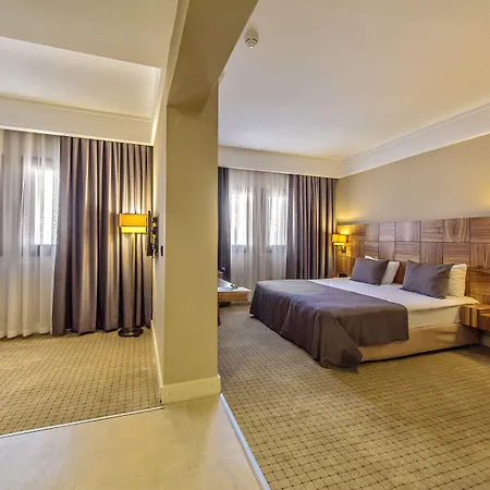 Ramada By Wyndham Cappadocia فندق أورتاحصار