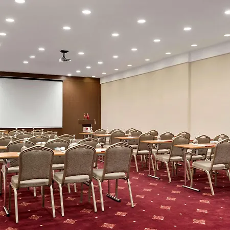 Ramada By Wyndham Cappadocia فندق
