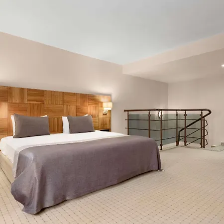 فندق Ramada By Wyndham Cappadocia أورتاحصار