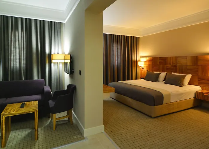 Ramada By Wyndham Cappadocia فندق أورتاحصار